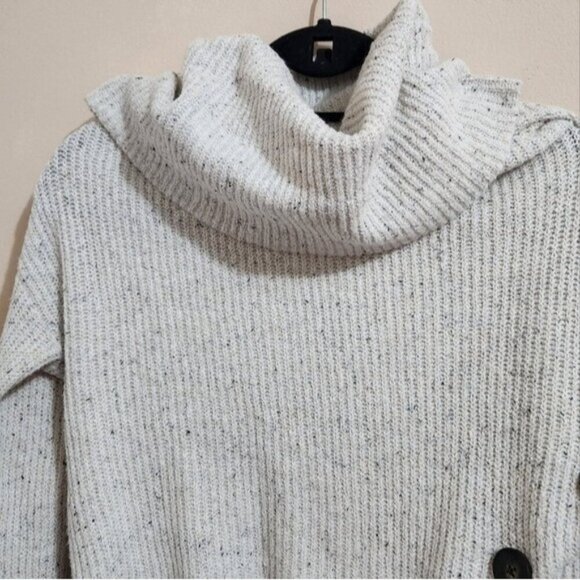 Jessica Simpson cowlneck pullover sweater size  S - Picture 3 of 6